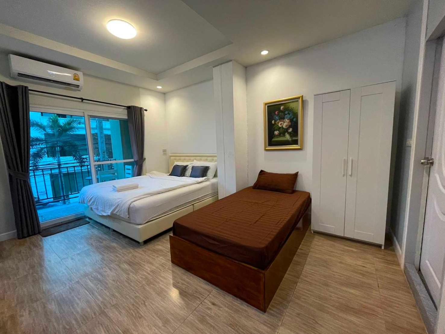Oyo 75486 Anna Residence Jomtien Exterior photo