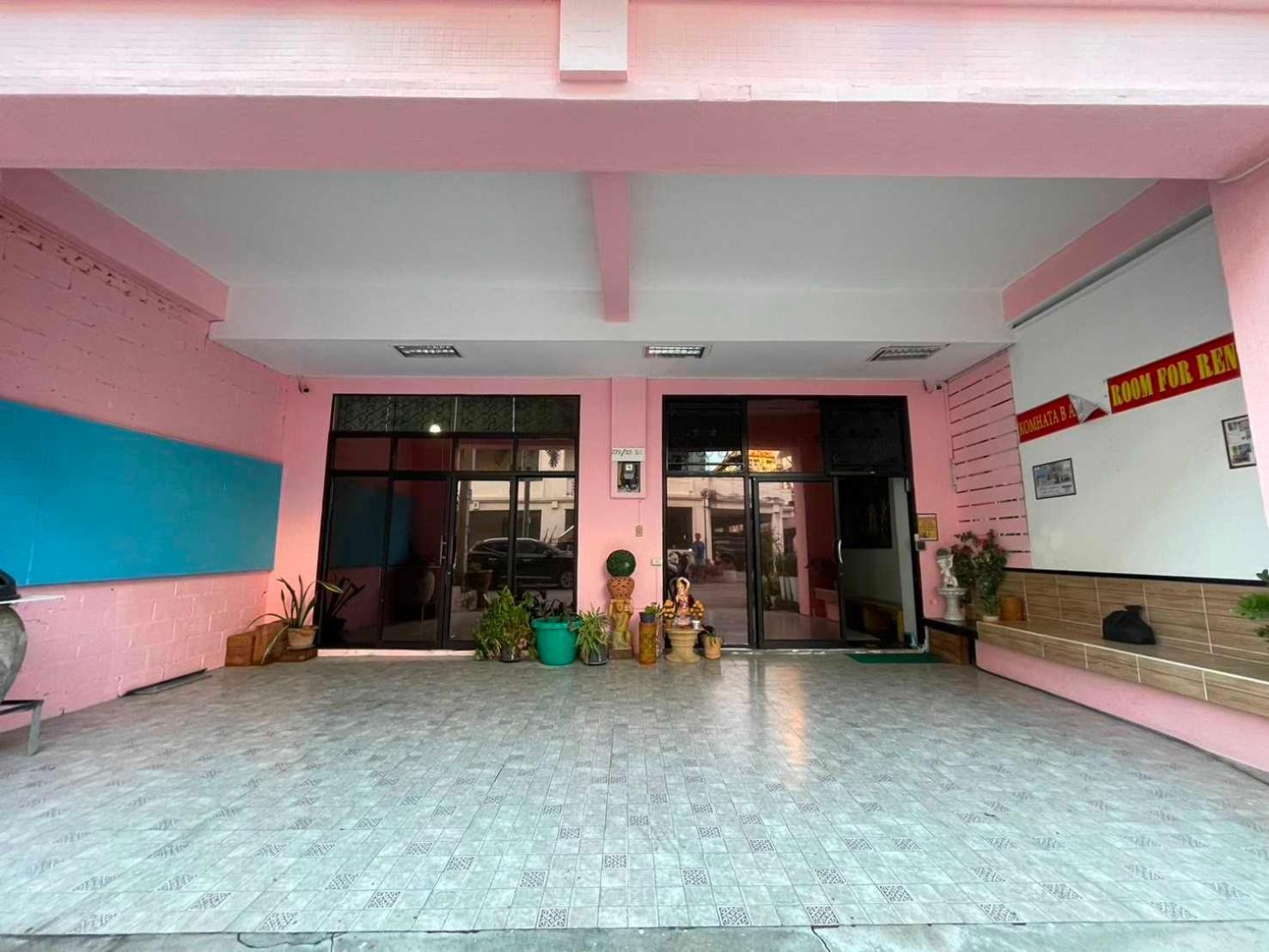 Oyo 75486 Anna Residence Jomtien Exterior photo
